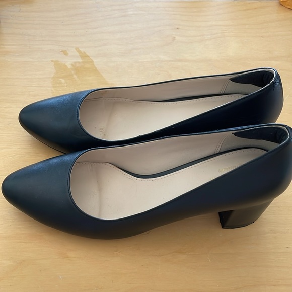 Cole Haan Signature 2 inch square pumps Size 81/2 B Black - Picture 4 of 8